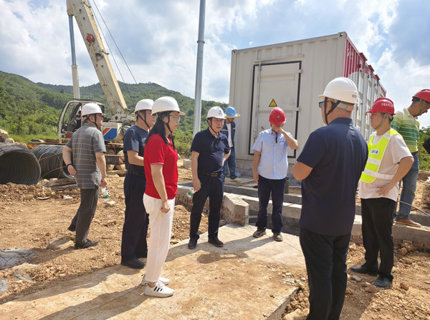 徐磊帶隊檢查公司風電項目安全生產并考察全州集控中心選址情況